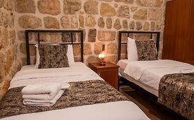 Kadim Hotel